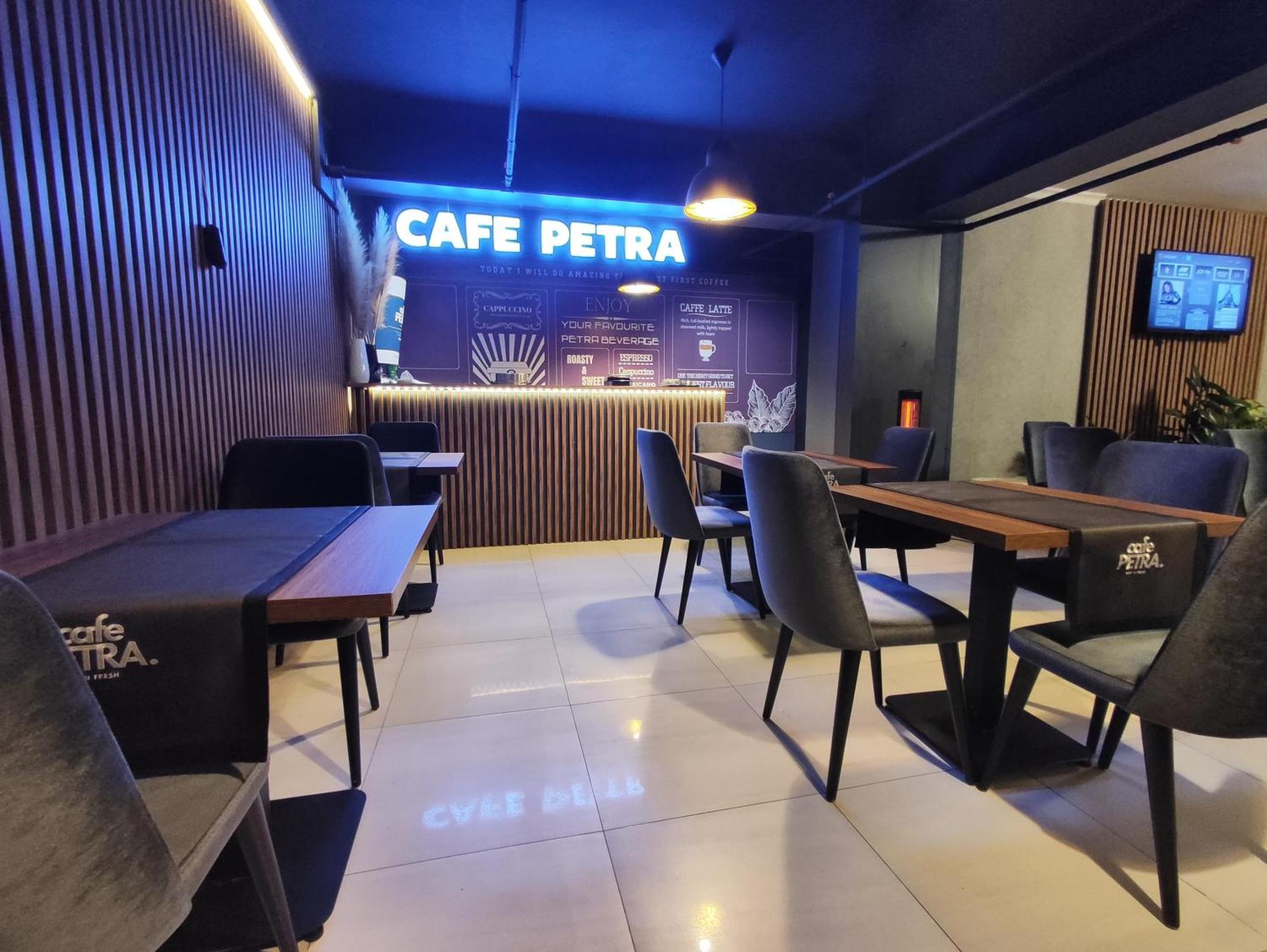 Petra Hotel Tuzla Istanbulská provincie Exteriér fotografie
